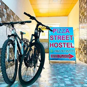Hostel Pizza Street Hostel, Akaba